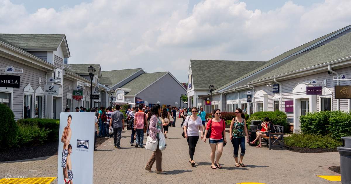 Woodbury Common Premium Outlets Bus from New York Klook